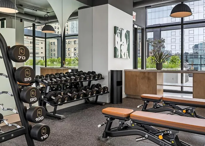 Апартаменты Blueground River North Balcony Pool Nr Pier Chi-1147